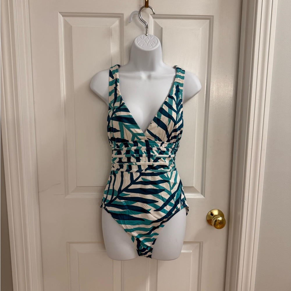 La Blanca one piece swimsuit